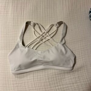 Lululemon Free to Be Sports Bra white